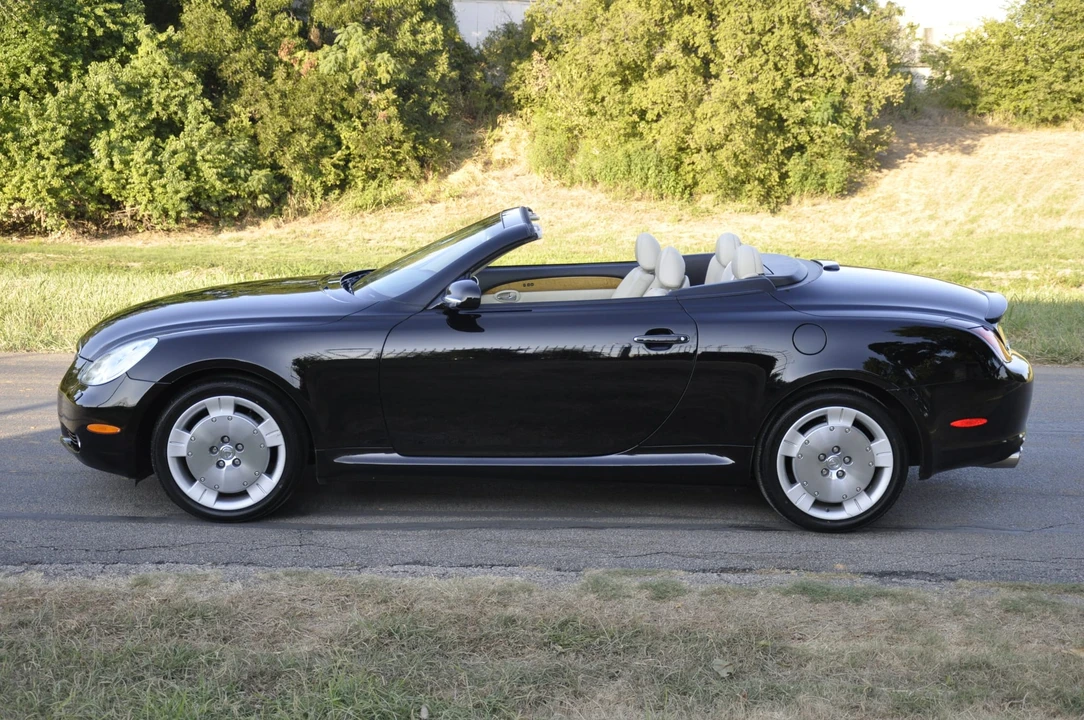 2005 Lexus SC430 - Image 5 of 31
