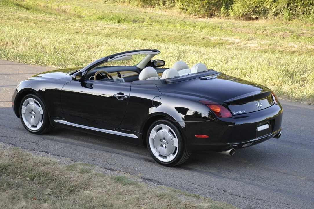 2005 Lexus SC430 - Image 7 of 31