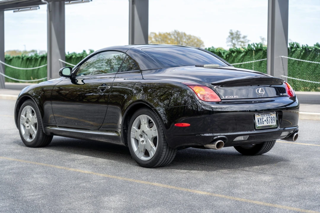 2005 Lexus SC430 - Image 8 of 31