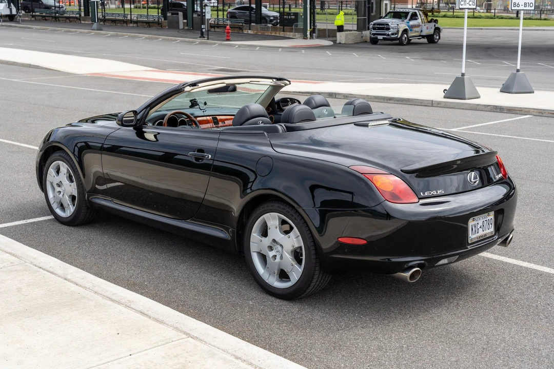 2005 Lexus SC430 - Image 16 of 31