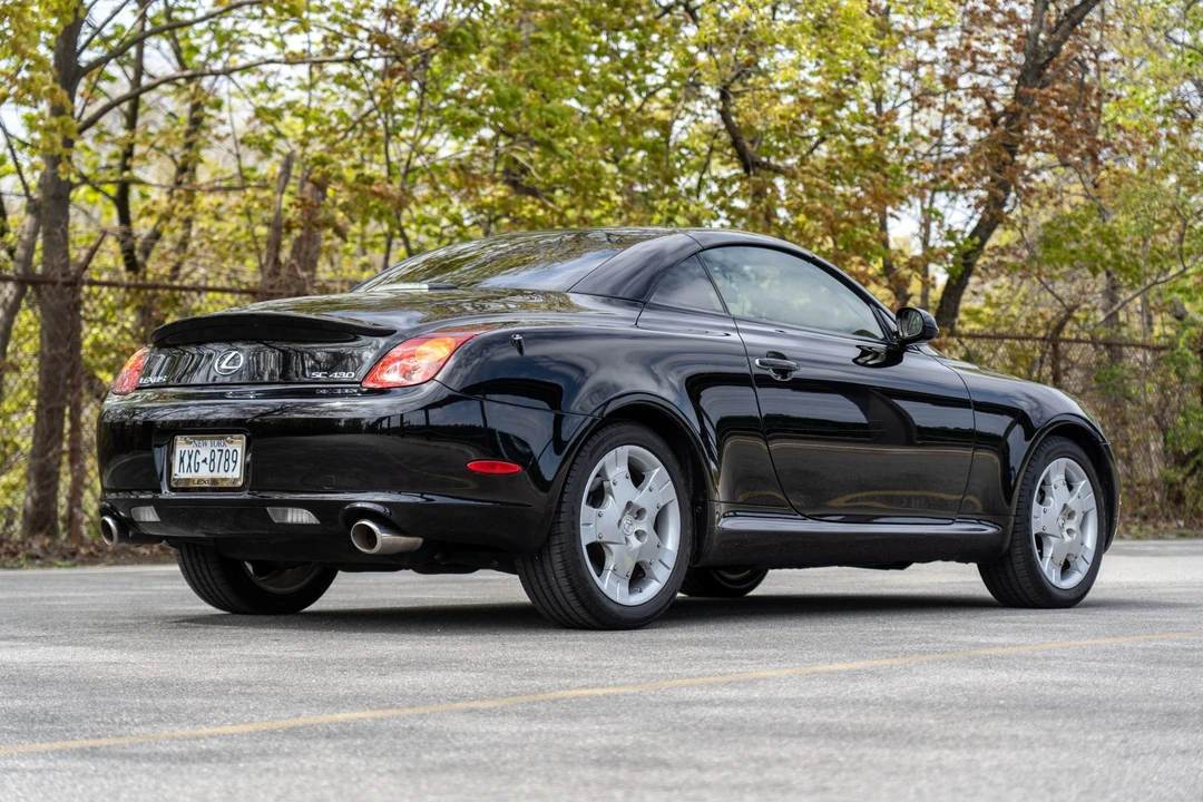 2005 Lexus SC430 - Image 6 of 31