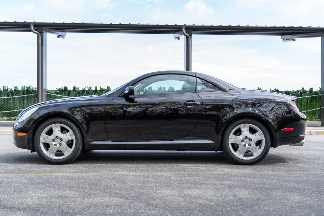 2005 Lexus SC430 - Image 9 of 31