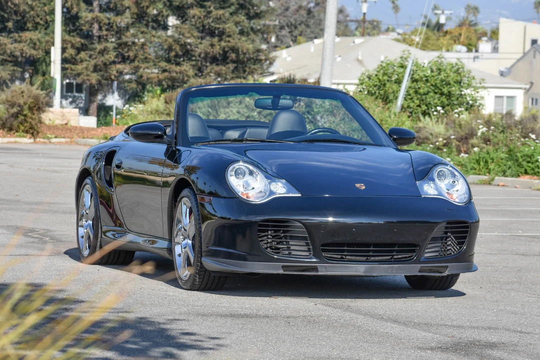 2005 Porsche 996 Turbo - Image 25 of 31