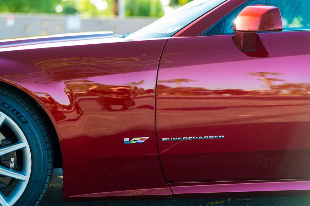 2006 Cadillac XLR-V - Image 29 of 31