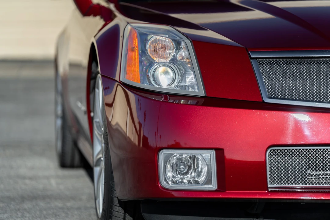 2006 Cadillac XLR-V - Image 18 of 31