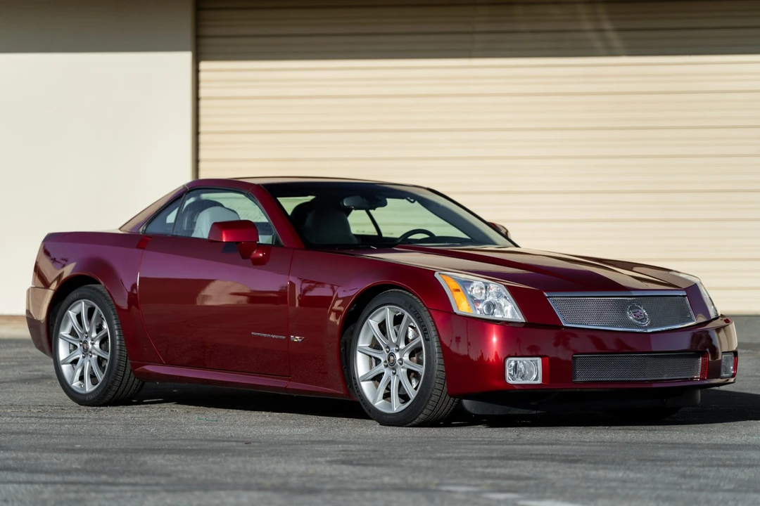 2006 Cadillac XLR-V - Image 4 of 31