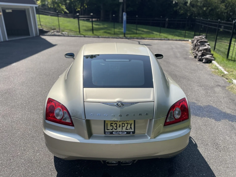 2006 Chrysler Crossfire - Image 9 of 31
