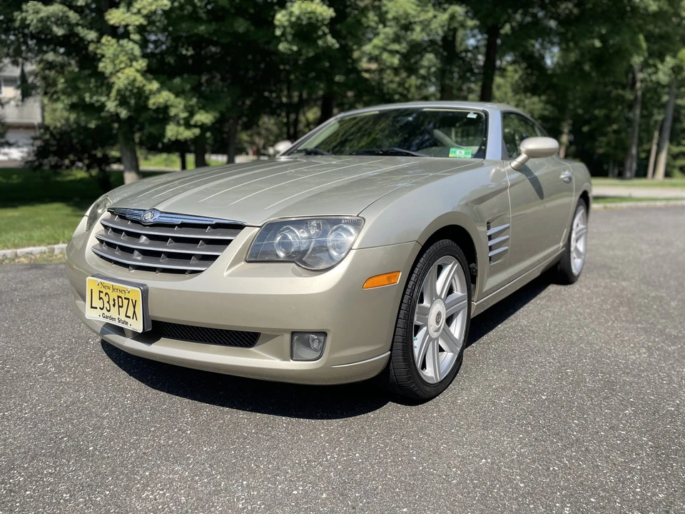 2006 Chrysler Crossfire - Image 2 of 31
