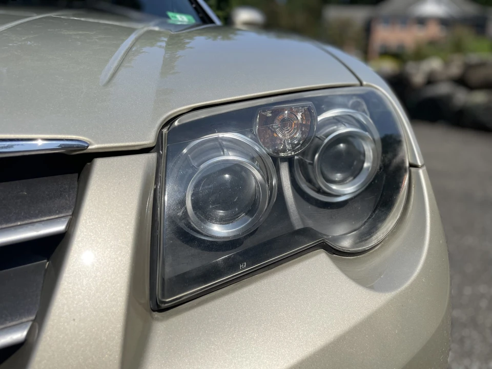 2006 Chrysler Crossfire - Image 23 of 31