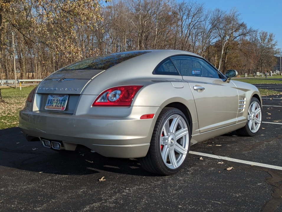 2006 Chrysler Crossfire - Image 9 of 31