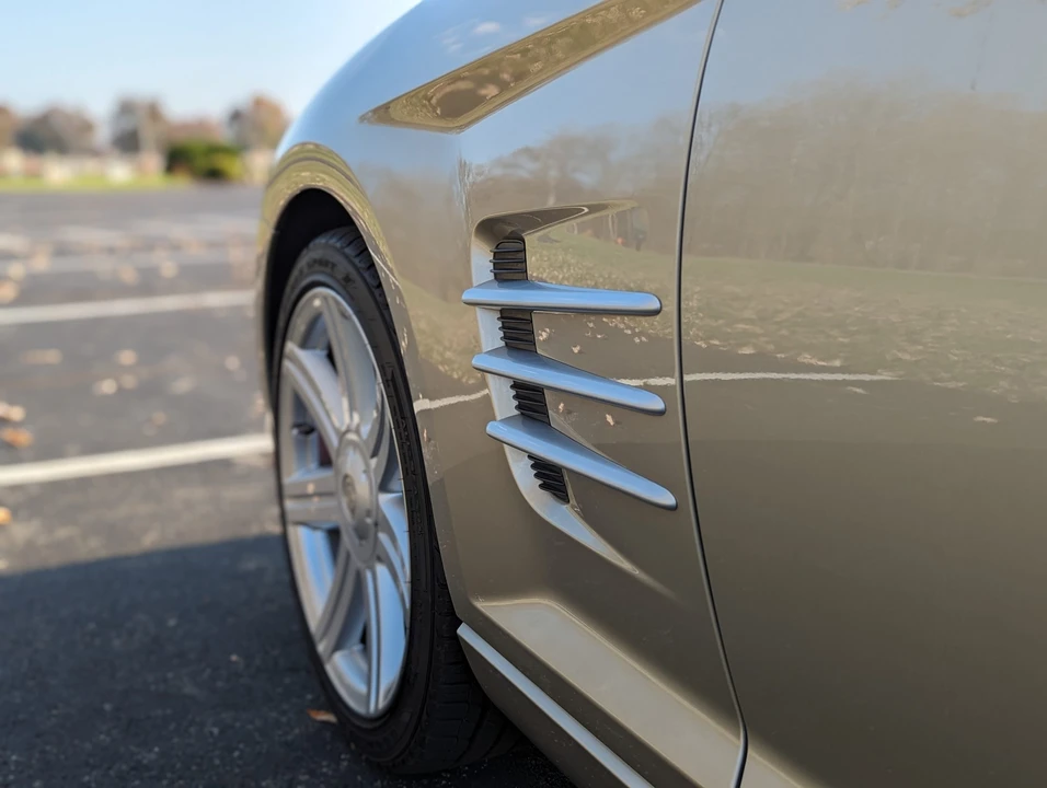 2006 Chrysler Crossfire - Image 22 of 31