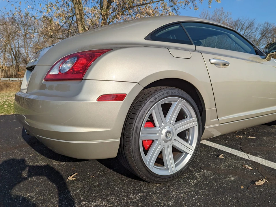 2006 Chrysler Crossfire - Image 29 of 31