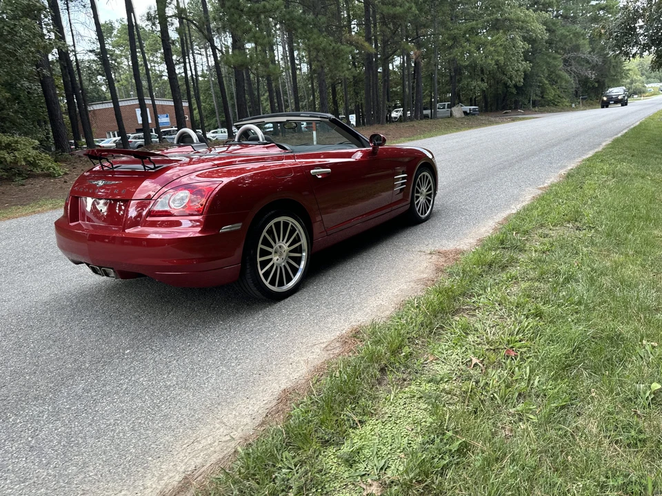 2006 Chrysler Crossfire - Image 16 of 31