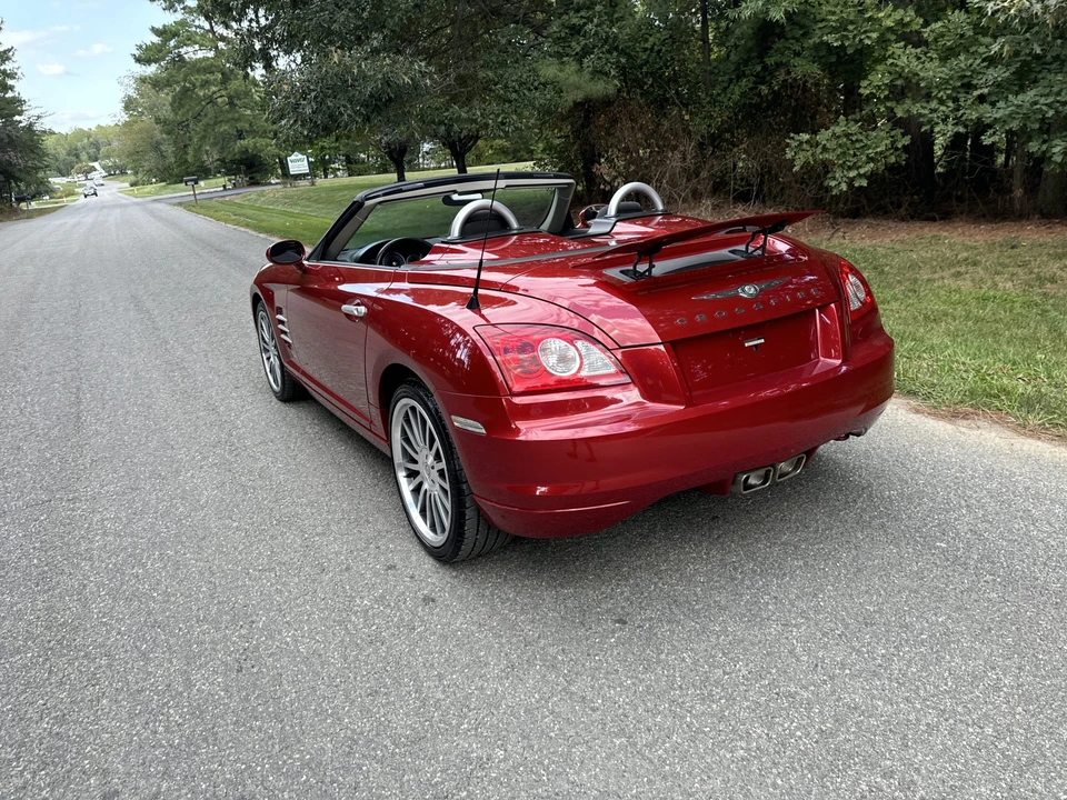 2006 Chrysler Crossfire - Image 23 of 31