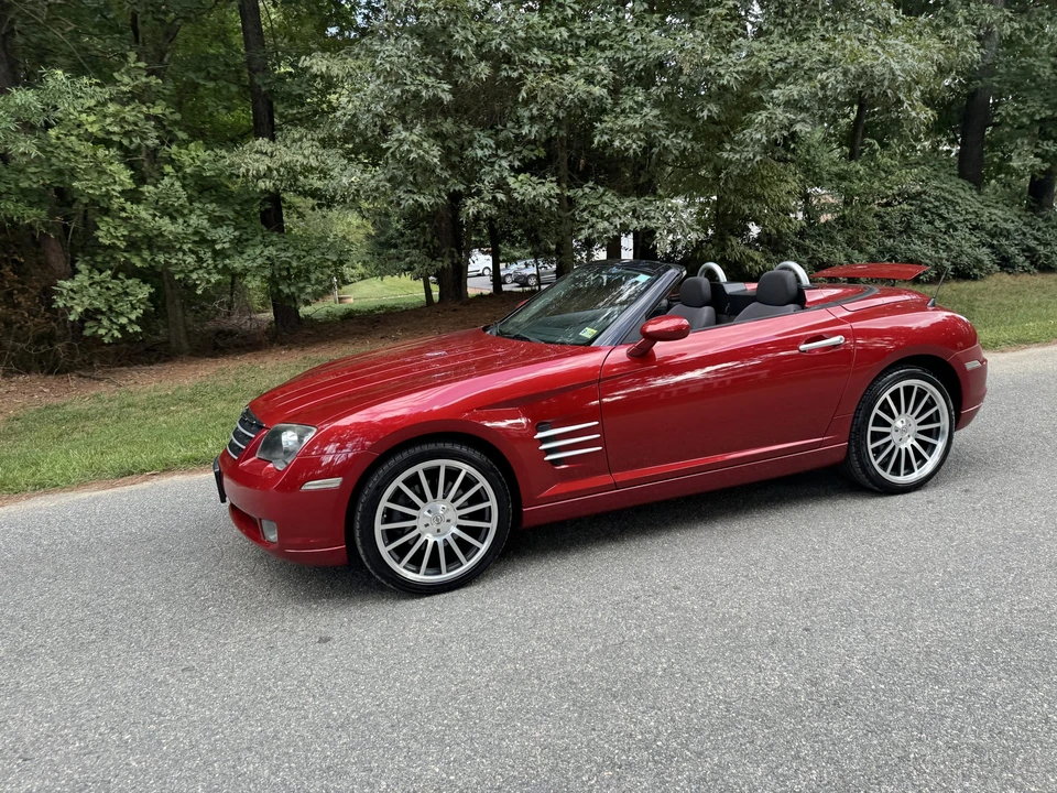 2006 Chrysler Crossfire - Image 28 of 31
