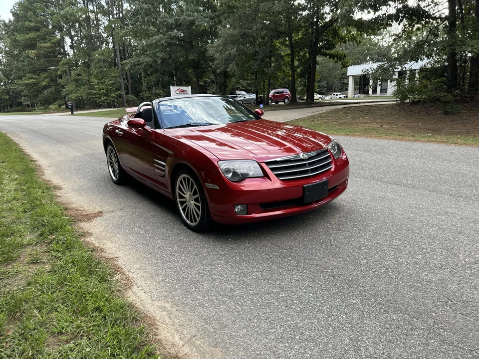 2006 Chrysler Crossfire - Image 9 of 31