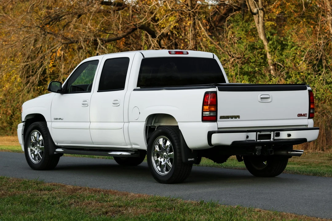 2006 GMC Sierra 2nd Gen - Image 8 of 31