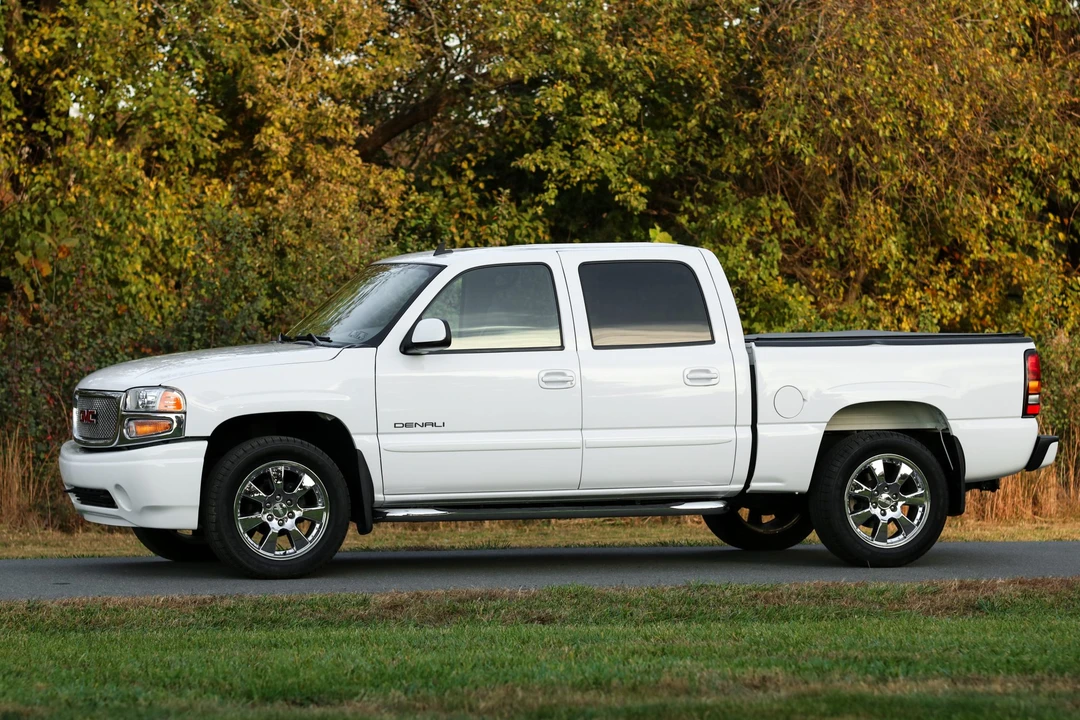2006 GMC Sierra 2nd Gen - Image 4 of 31