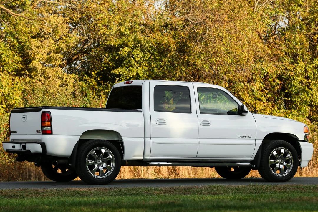 2006 GMC Sierra 2nd Gen - Image 15 of 31