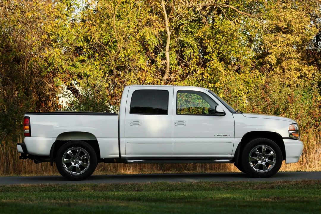 2006 GMC Sierra 2nd Gen - Image 17 of 31