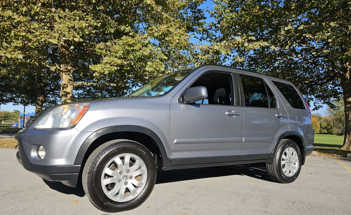 2006 Honda CR-V 2nd Gen - Image 18 of 31
