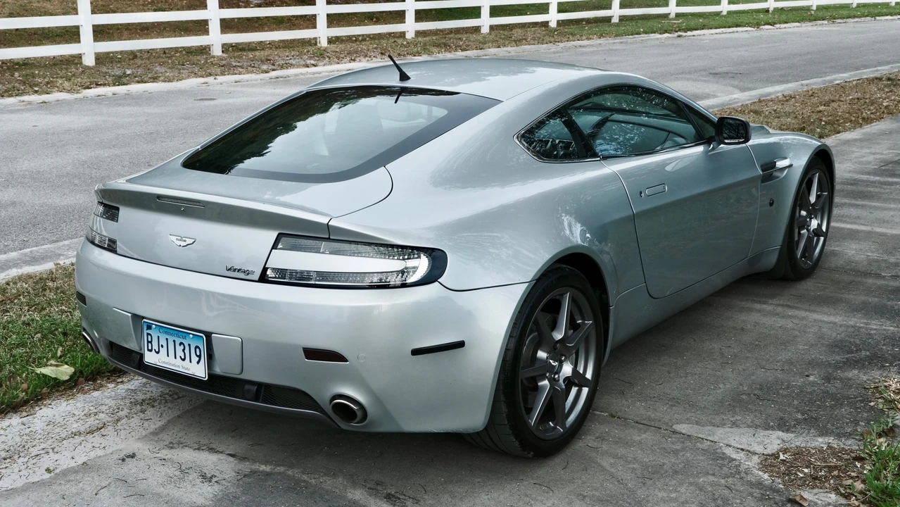 2007 Aston Martin V8 Vantage (2006-2017) - Image 20 of 31
