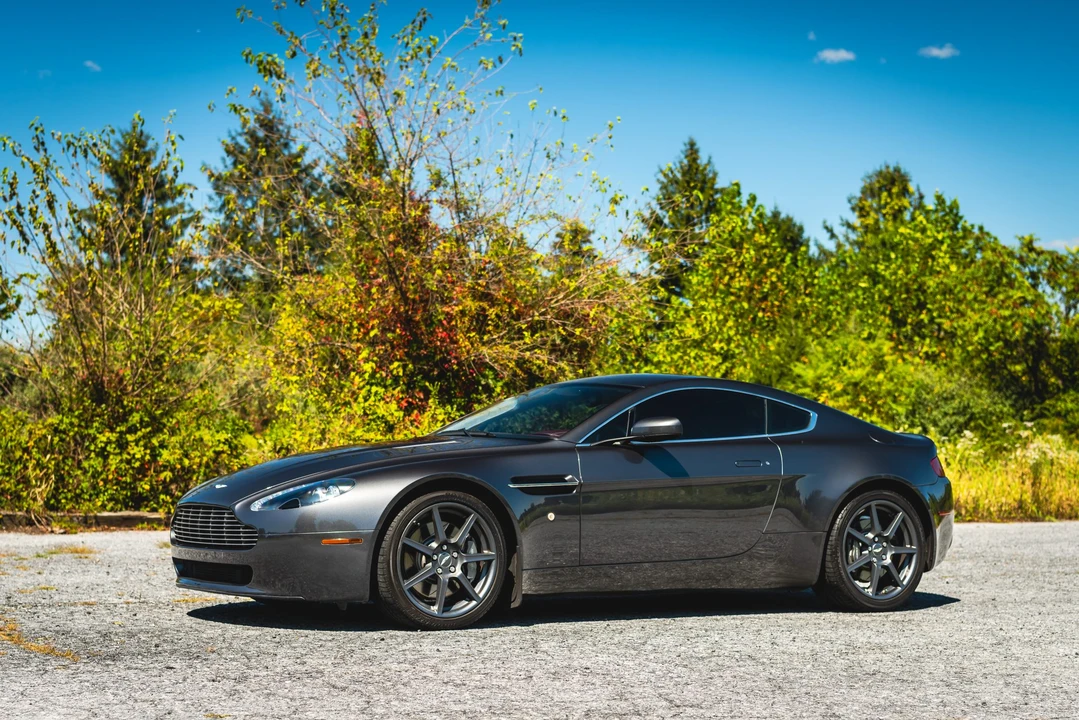 2007 Aston Martin V8 Vantage (2006-2017) - Image 2 of 31