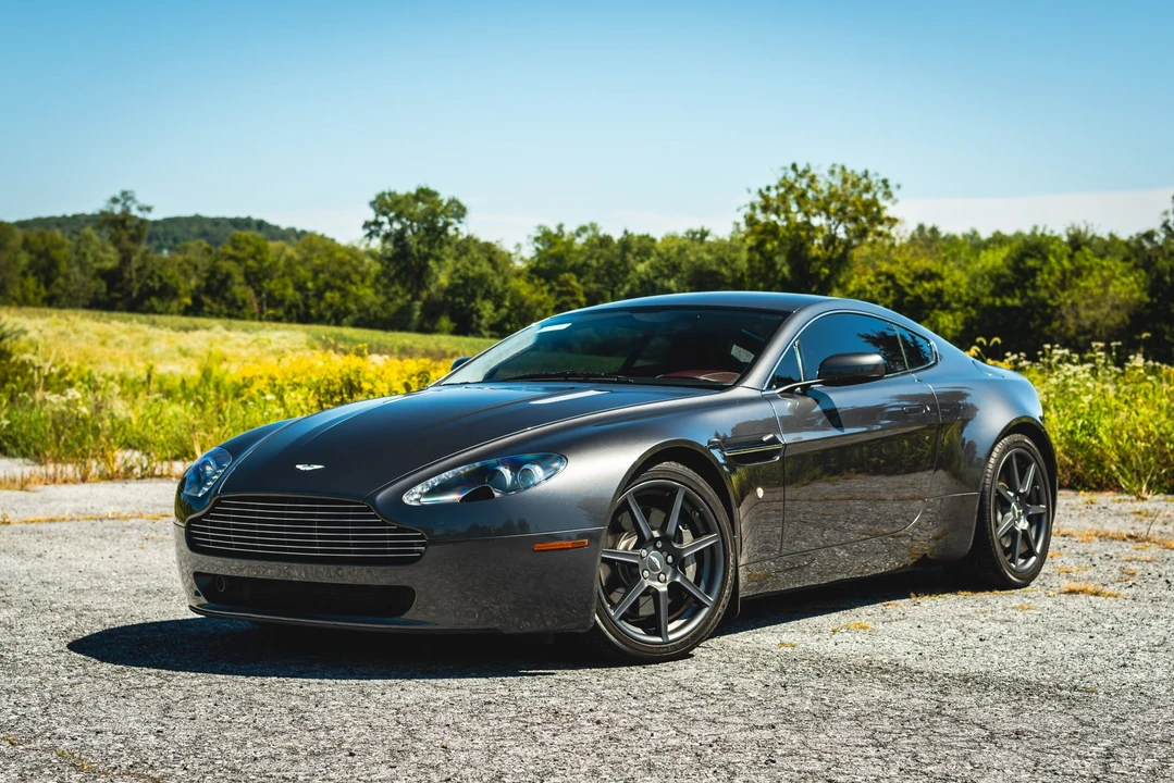 2007 Aston Martin V8 Vantage (2006-2017) - Image 9 of 31