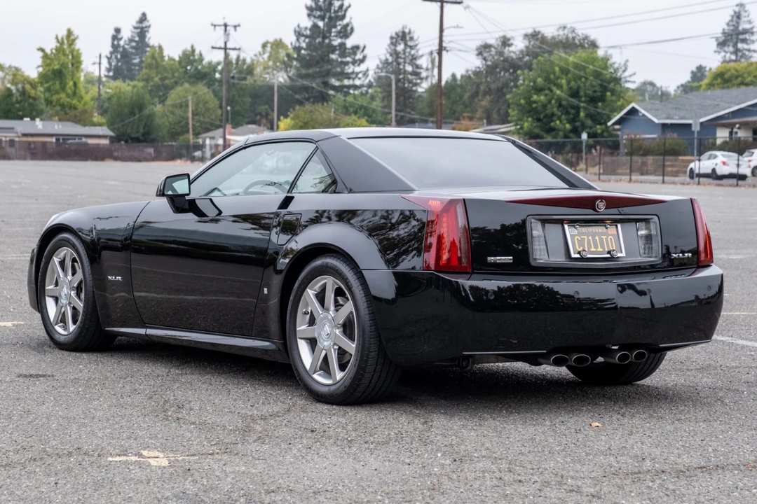 2007 Cadillac XLR - Image 5 of 31