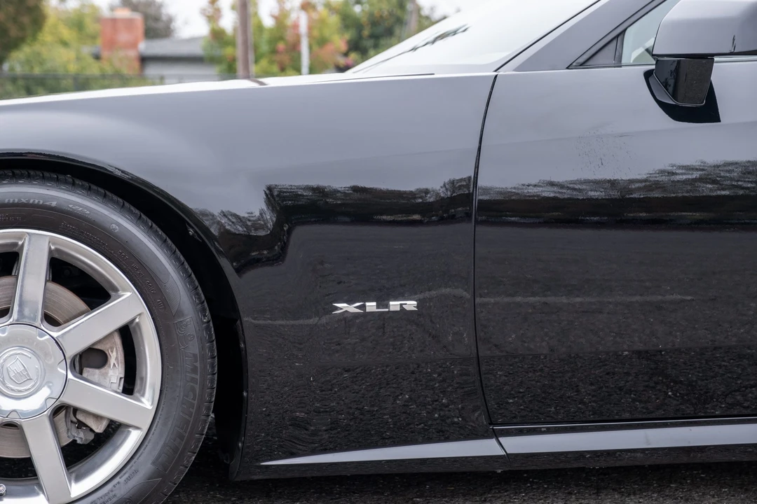 2007 Cadillac XLR - Image 25 of 31