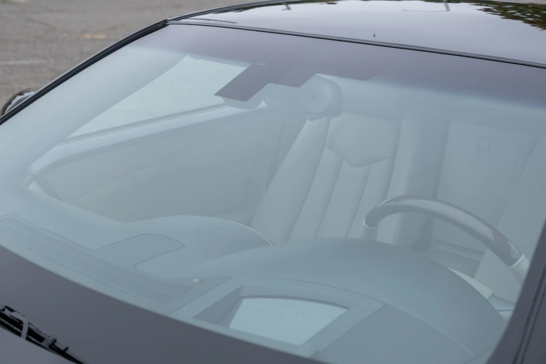 2007 Cadillac XLR - Image 24 of 31