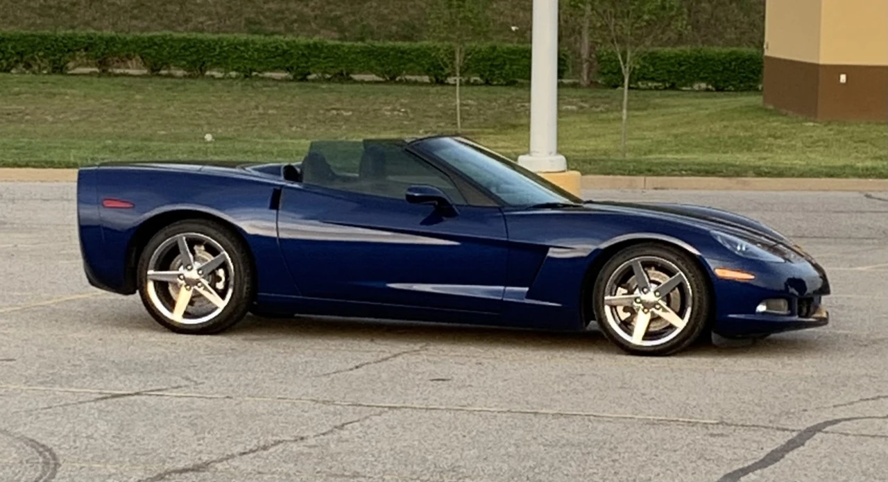 2007 Chevrolet - Image 21 of 31