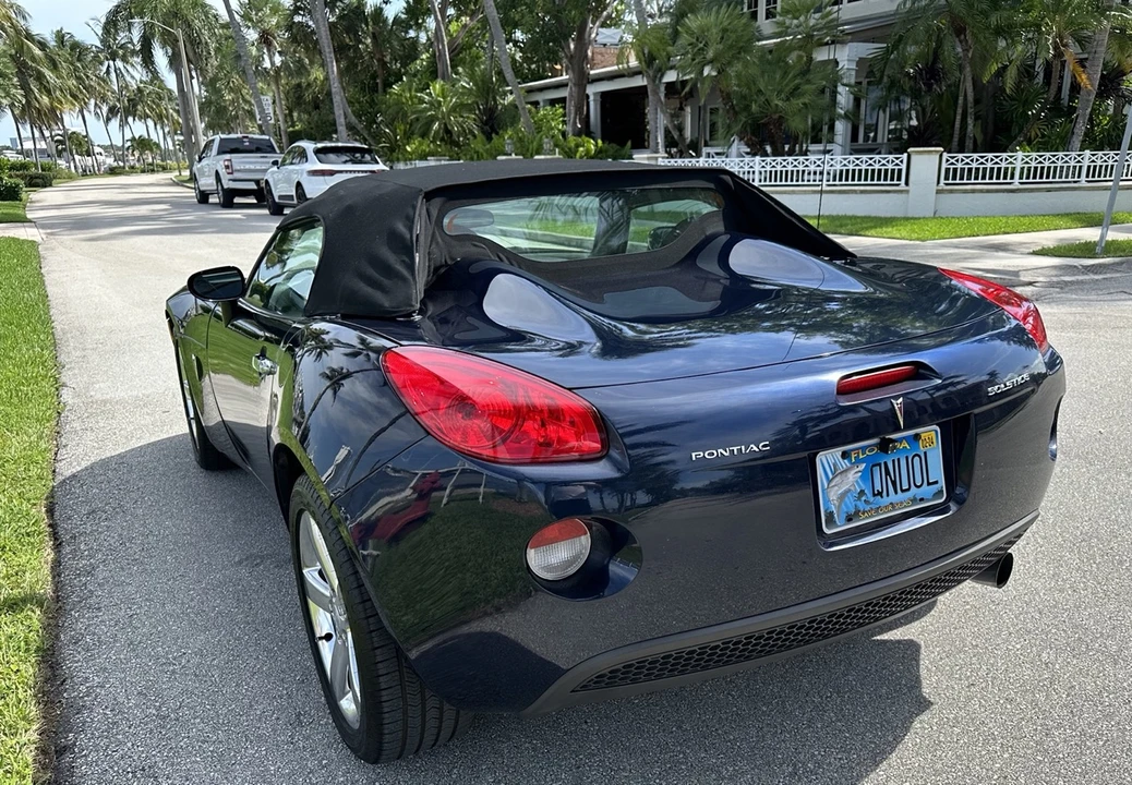 2007 Pontiac Solstice - Image 13 of 31