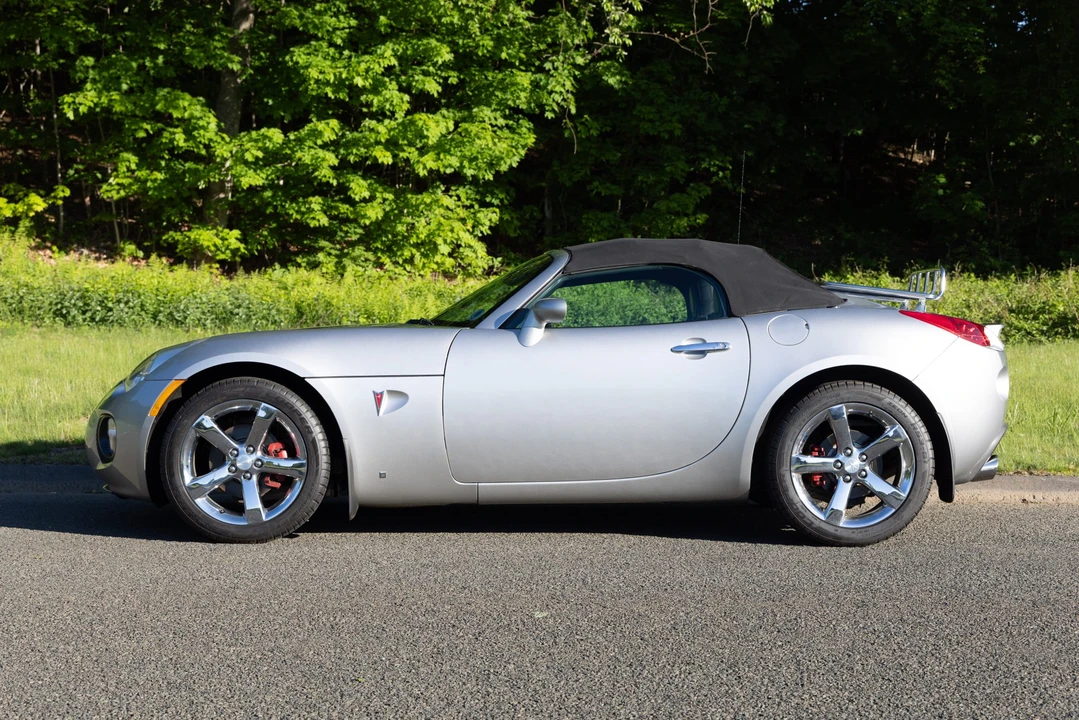 2007 Pontiac Solstice GXP - Image 6 of 31