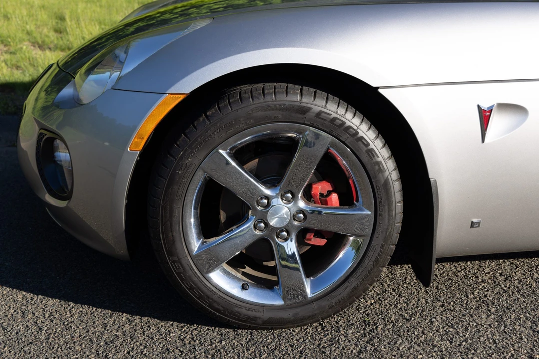 2007 Pontiac Solstice GXP - Image 28 of 31