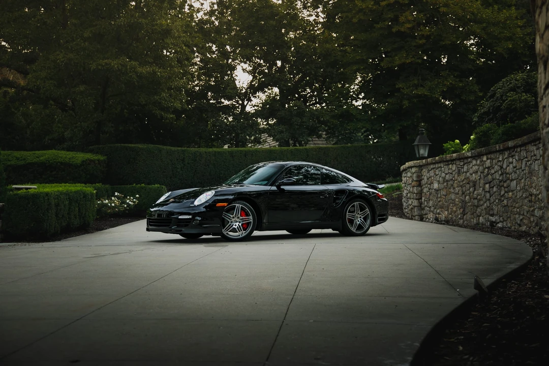 2007 Porsche 997 Turbo - Image 2 of 31