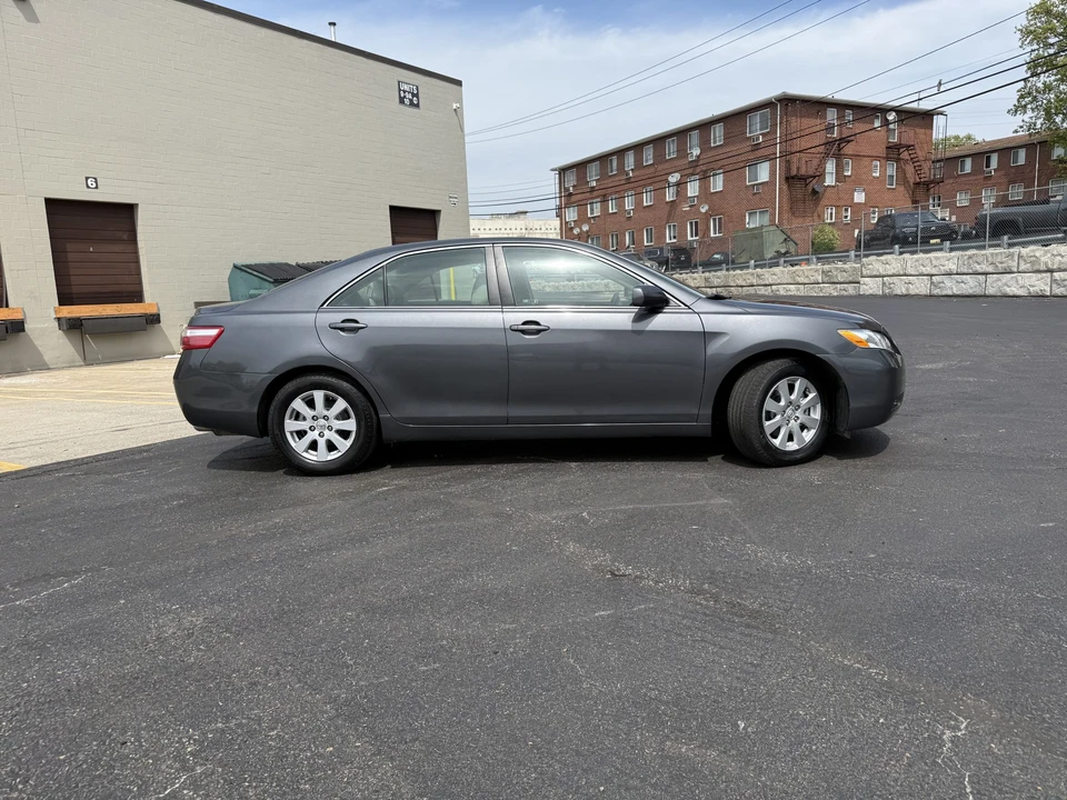 2007 Toyota Camry 6th Gen - Image 16 of 31