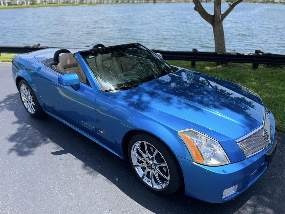 2008 Cadillac XLR-V - Image 15 of 31
