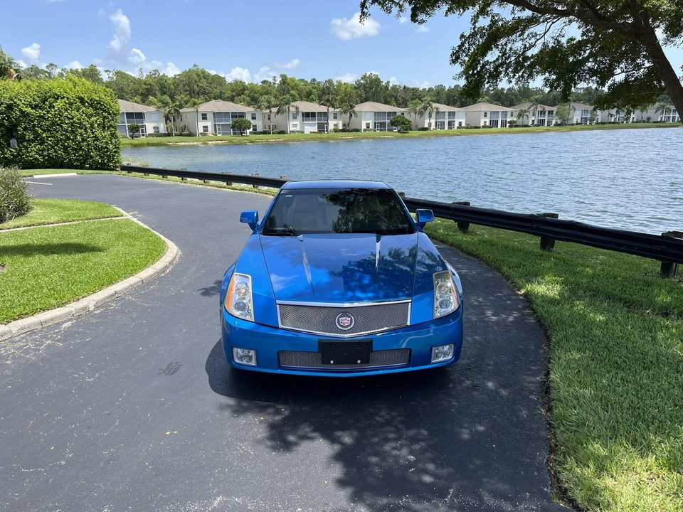 2008 Cadillac XLR-V - Image 20 of 31