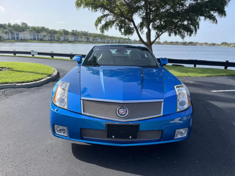 2008 Cadillac XLR-V - Image 22 of 31