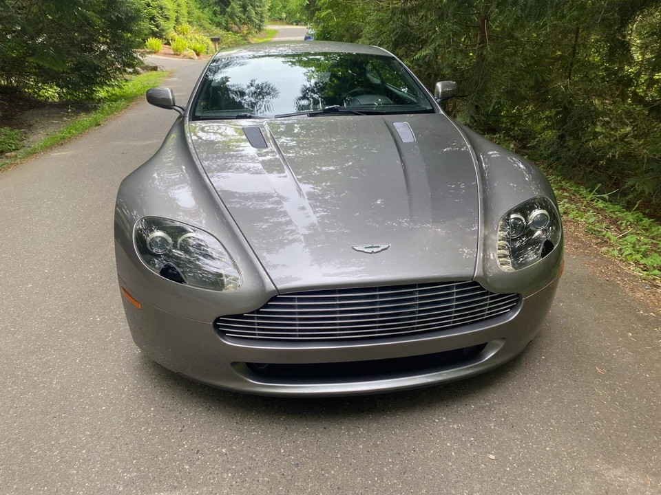 2009 Aston Martin V8 Vantage (2006-2017) - Image 29 of 31