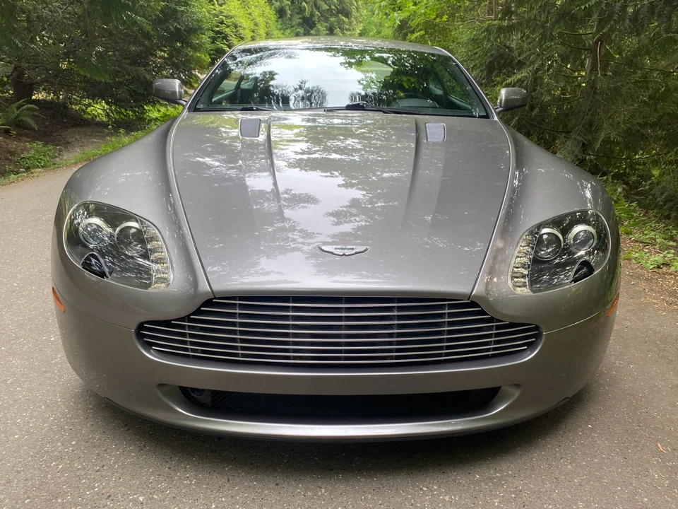 2009 Aston Martin V8 Vantage (2006-2017) - Image 30 of 31