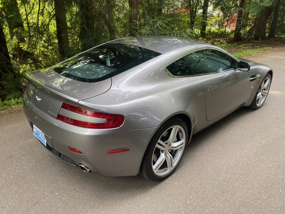 2009 Aston Martin V8 Vantage (2006-2017) - Image 22 of 31