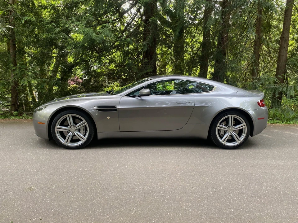 2009 Aston Martin V8 Vantage (2006-2017) - Image 7 of 31
