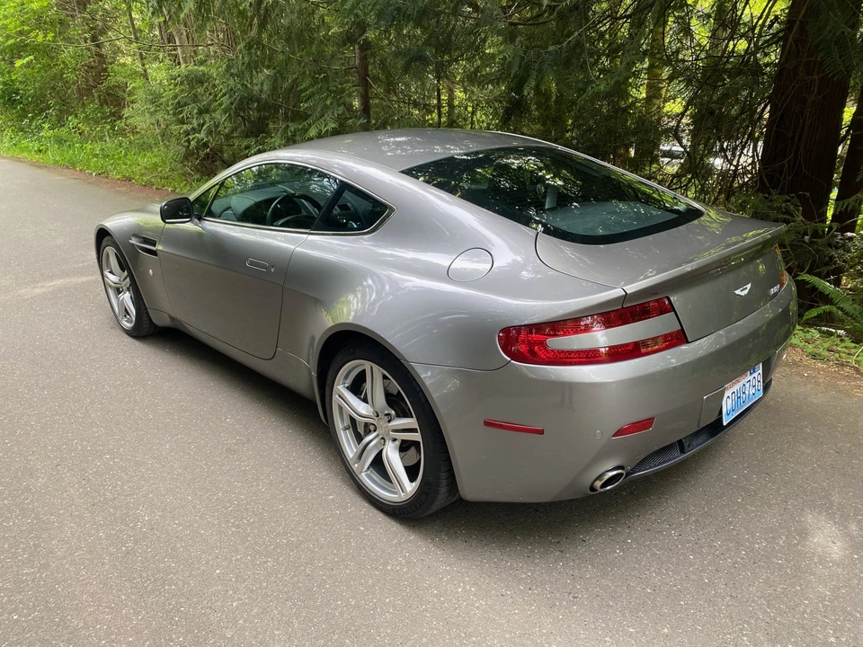 2009 Aston Martin V8 Vantage (2006-2017) - Image 11 of 31