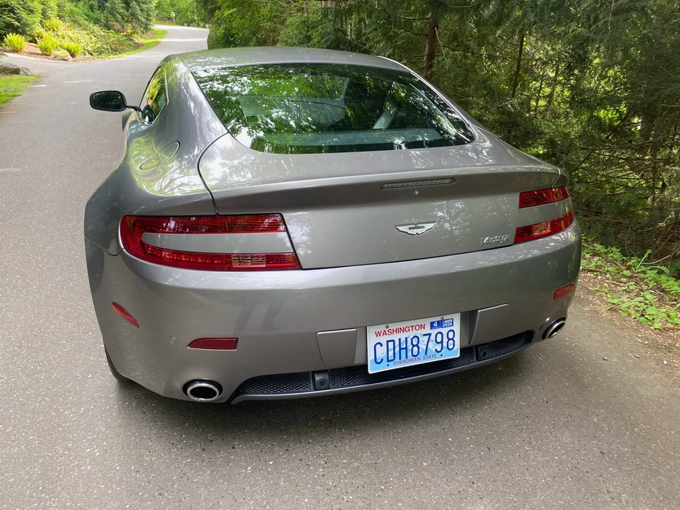 2009 Aston Martin V8 Vantage (2006-2017) - Image 16 of 31