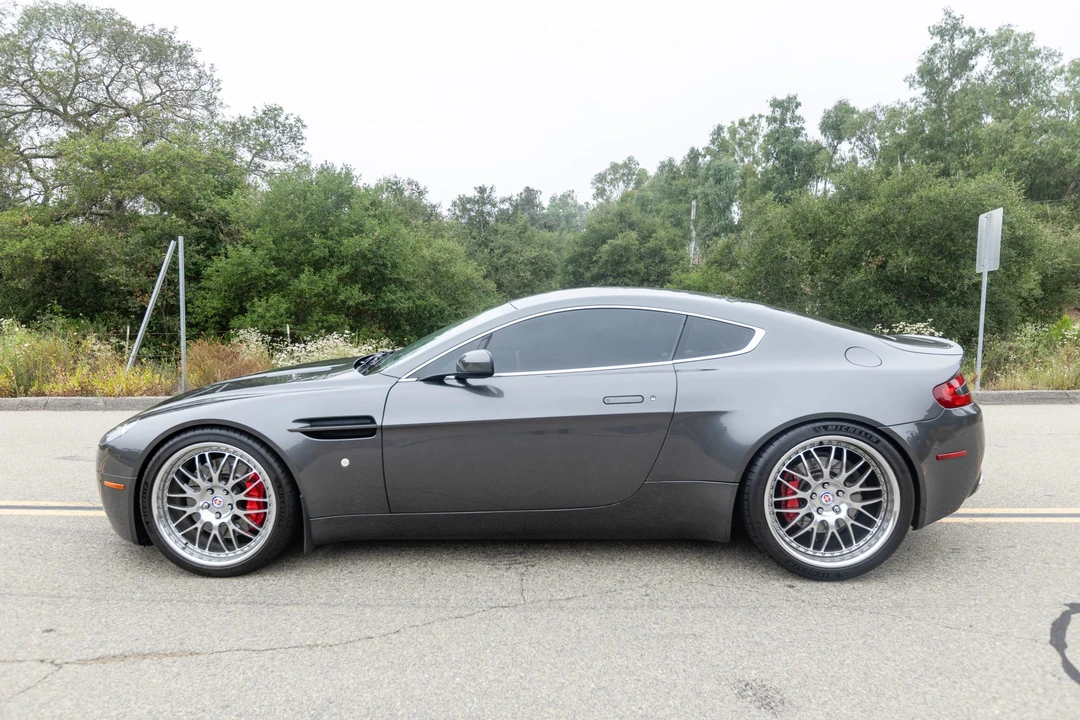 2009 Aston Martin V8 Vantage (2006-2017) - Image 8 of 31