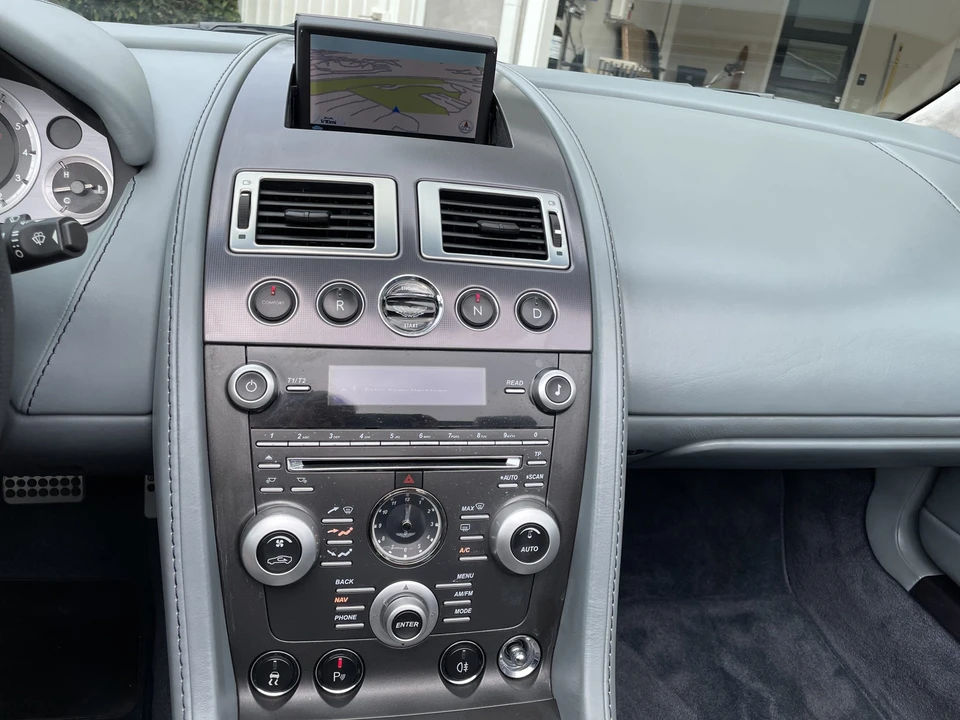 2009 Aston Martin V8 Vantage (2006-2017) - Image 28 of 31