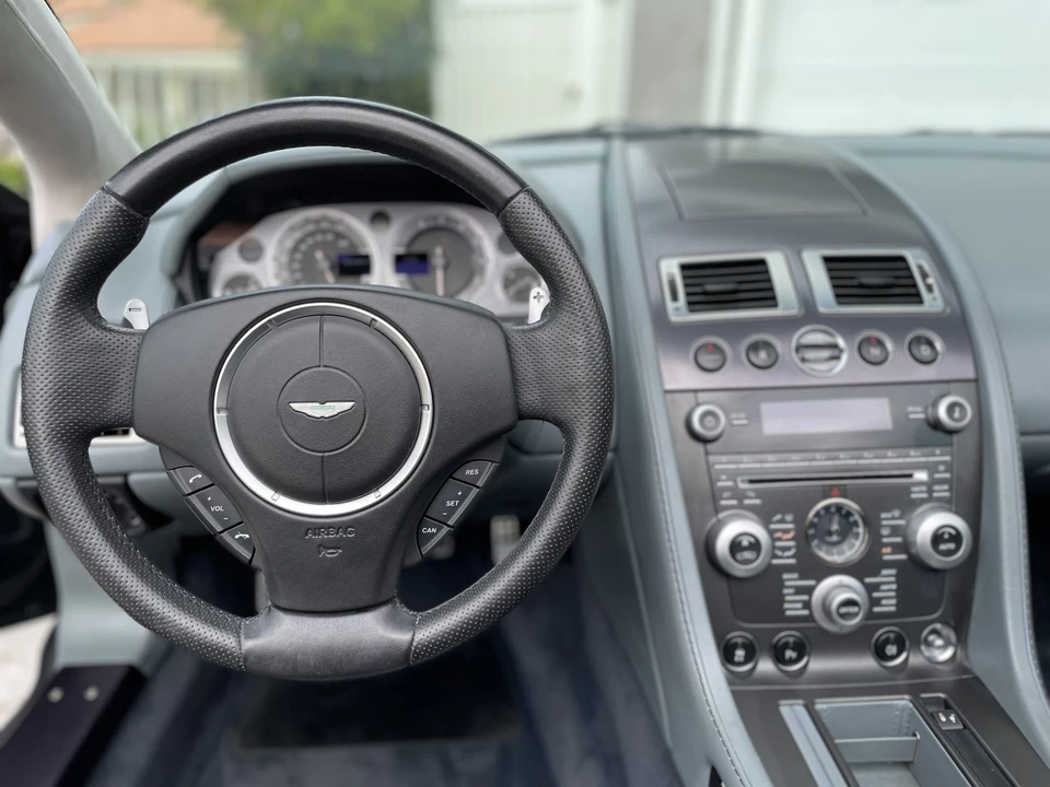 2009 Aston Martin V8 Vantage (2006-2017) - Image 26 of 31