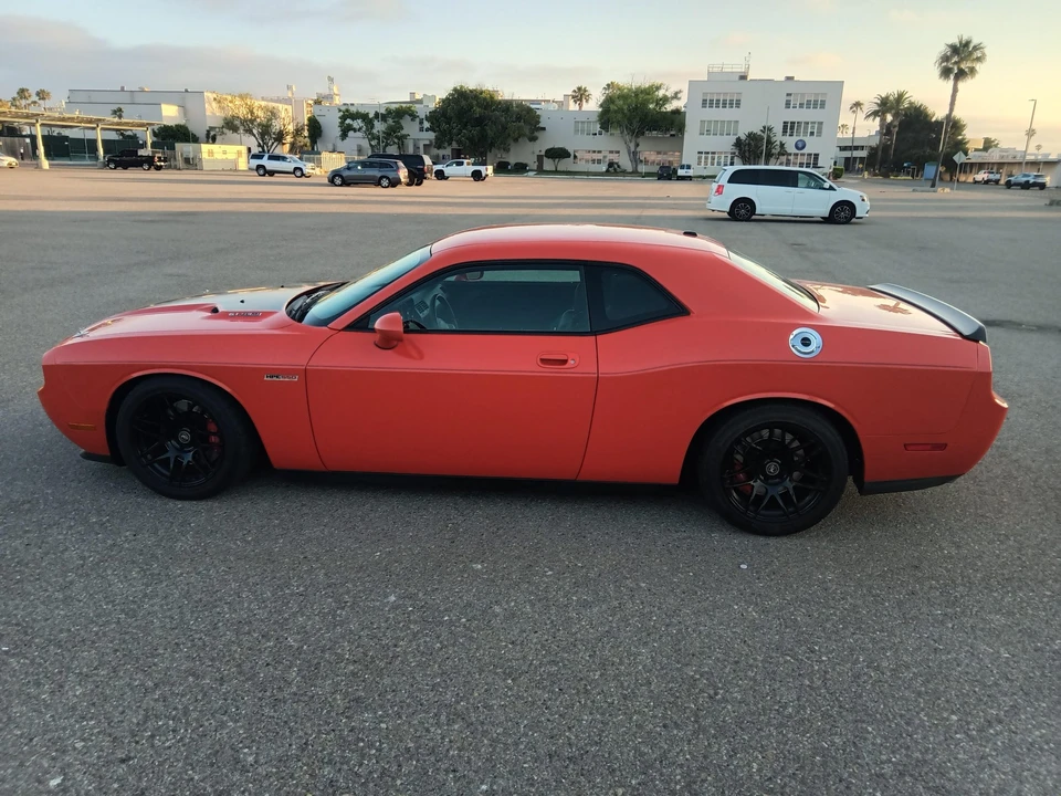 2009 Dodge Challenger SRT8 & 392 3rd Gen - Image 10 of 31